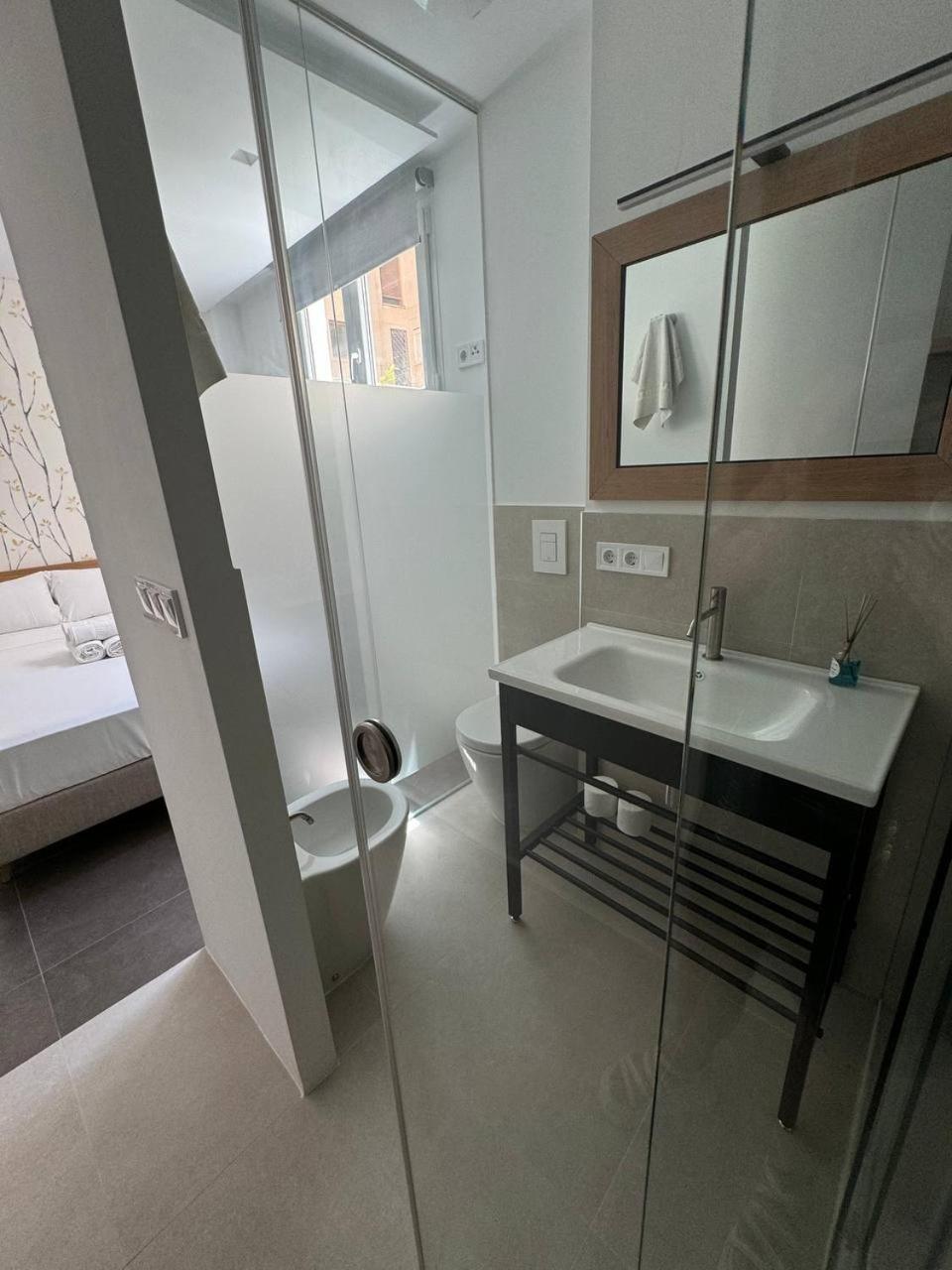 Rooms Con Bano Privado Y Cocina Compartida Valencia Exterior foto